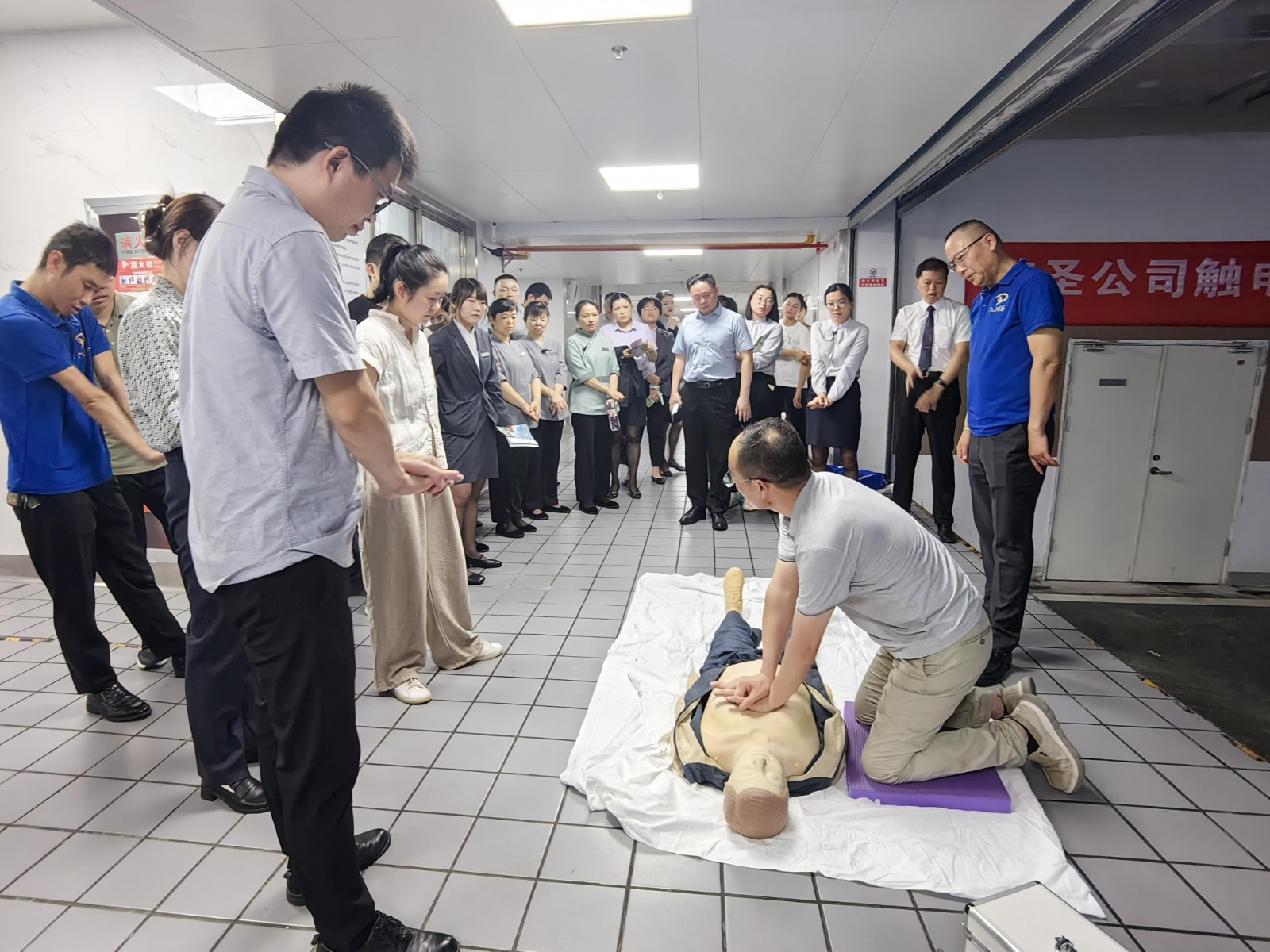 开展触电应急演练  提高自救互救技能