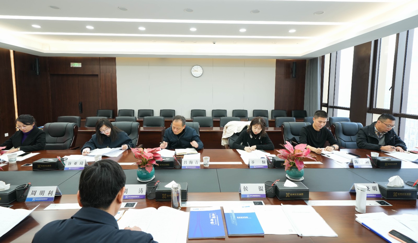 清风徐来 助力企业高质量发展