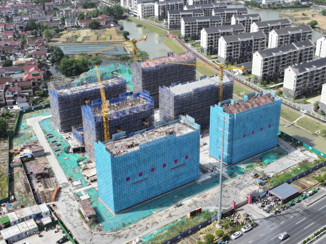 阳江镇经济适用房二期工程完成主体封顶