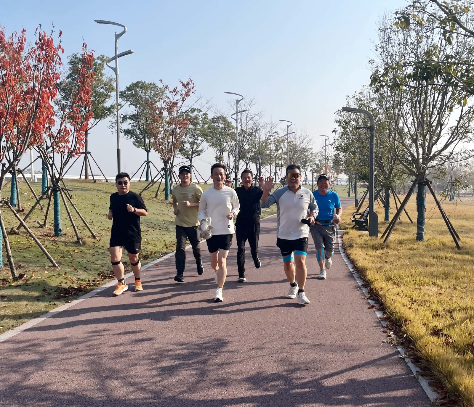 绿动滨湖  聚力同行