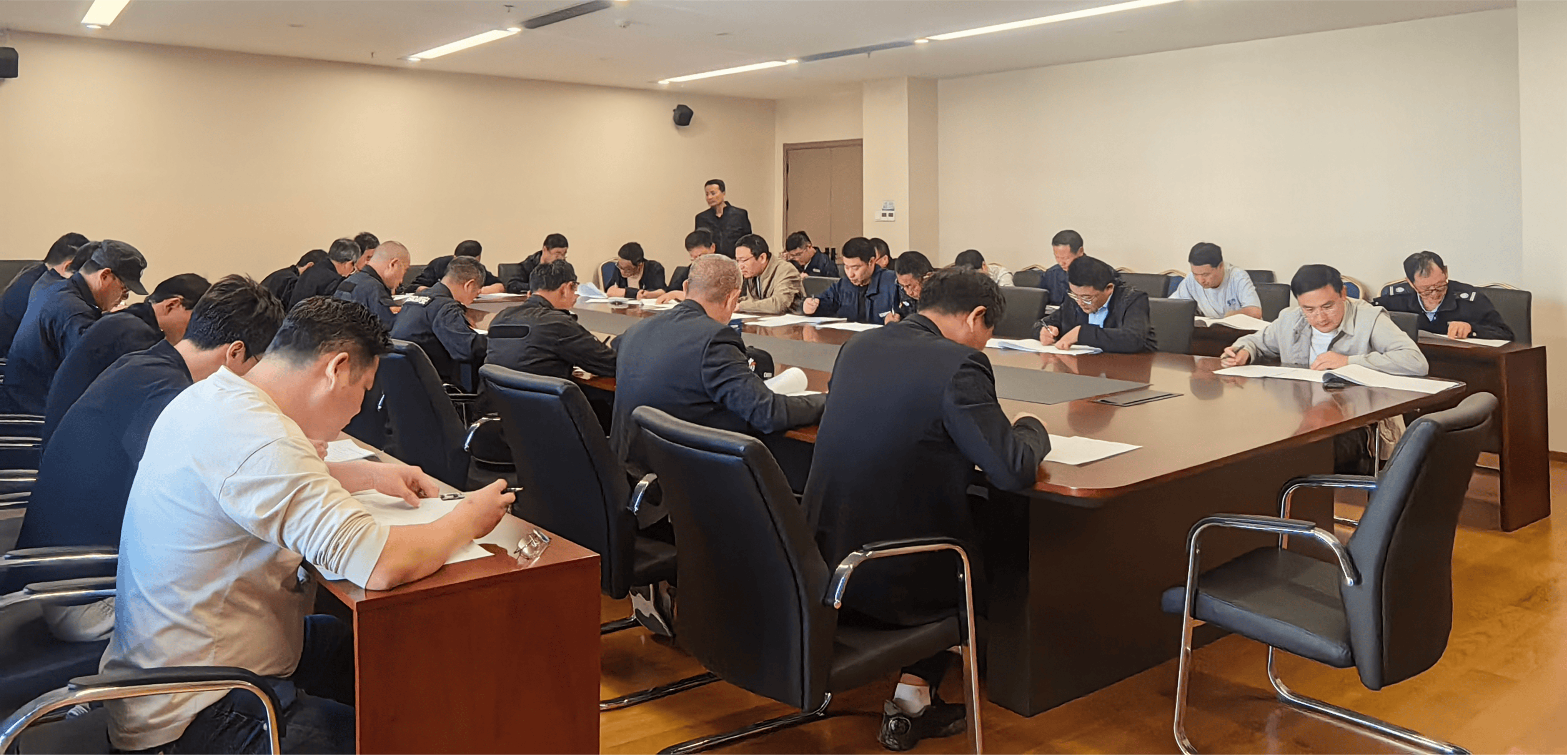 循序渐进强技能   闭环练兵保安全