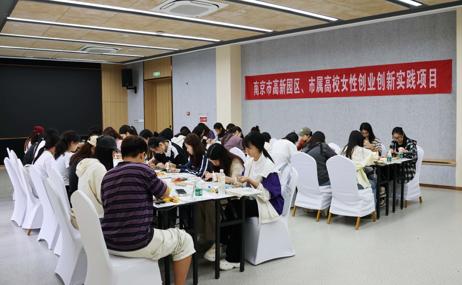 1761530463462241.jpg 1761530463462241.jpg