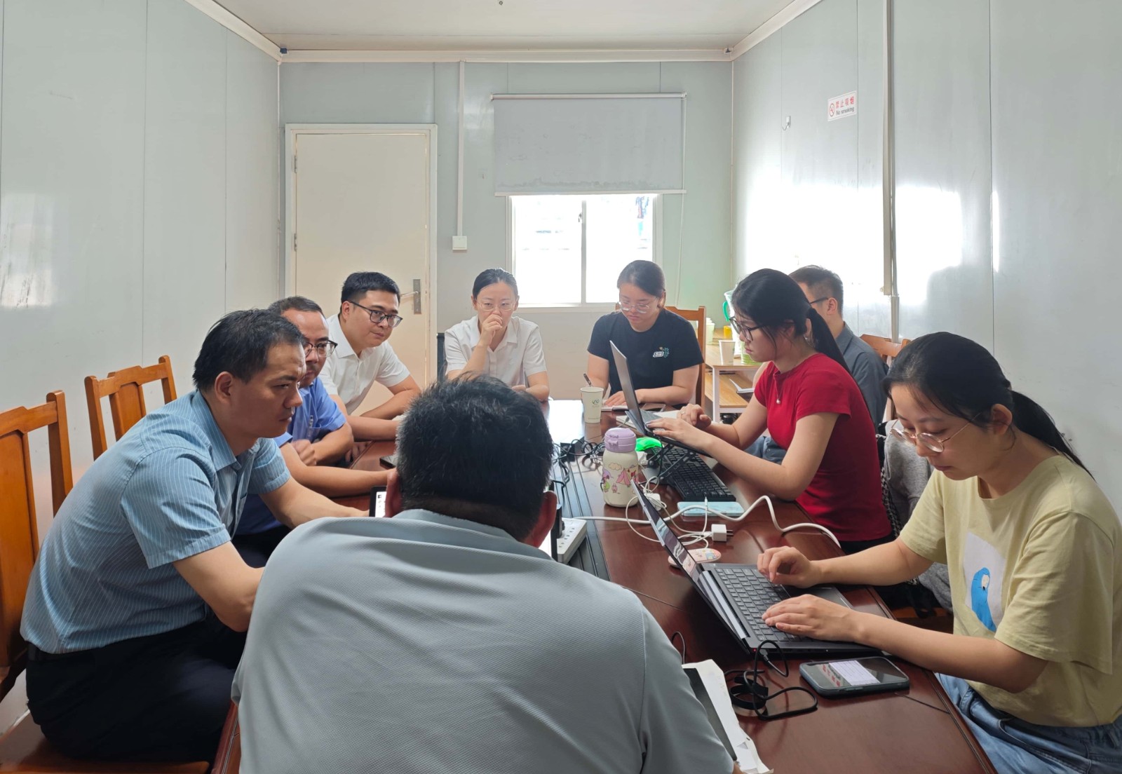 1765161187890749.jpg 1765161187890749.jpg